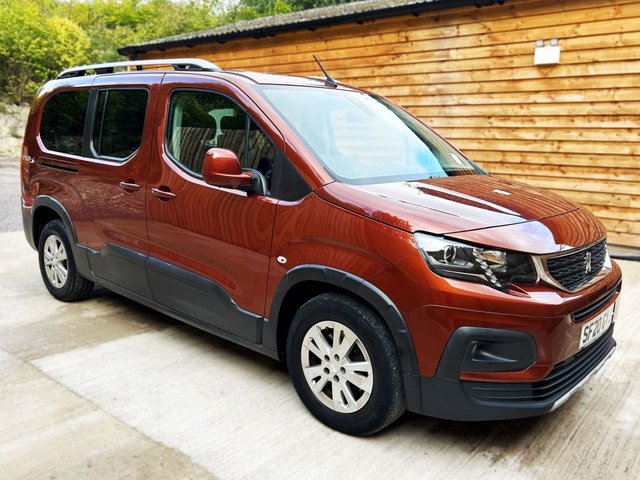 View our PEUGEOT RIFTER
