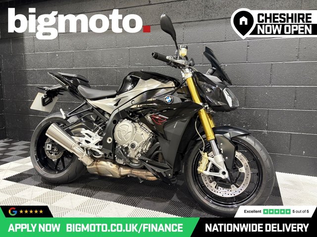 View our BMW S 1000 R
