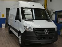 USED 2023 23 MERCEDES-BENZ eSprinter 55kWh Progressive Panel Van 5dr Electric Auto FWD L2 H2 20kW Charger (115 ps) 3 SEATS AC BLUETOOTH PARKING SENSORS FULL SIZE SPARE WHEEL PLYLINED BULKHEAD CARGO LINING 2 OWNERS WARRANTY