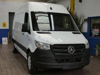 USED 2023 23 MERCEDES-BENZ eSprinter 55kWh Progressive Panel Van 5dr Electric Auto FWD L2 H2 20kW Charger (115 ps) 3 SEATS AC BLUETOOTH PARKING SENSORS FULL SIZE SPARE WHEEL PLYLINED BULKHEAD CARGO LINING 2 OWNERS WARRANTY