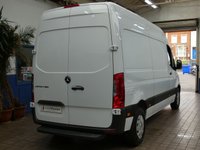 USED 2023 23 MERCEDES-BENZ eSprinter 55kWh Progressive Panel Van 5dr Electric Auto FWD L2 H2 20kW Charger (115 ps) 3 SEATS AC BLUETOOTH PARKING SENSORS FULL SIZE SPARE WHEEL PLYLINED BULKHEAD CARGO LINING 2 OWNERS WARRANTY