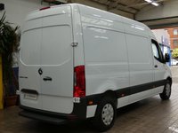USED 2023 23 MERCEDES-BENZ eSprinter 55kWh Progressive Panel Van 5dr Electric Auto FWD L2 H2 20kW Charger (115 ps) 3 SEATS AC BLUETOOTH PARKING SENSORS FULL SIZE SPARE WHEEL PLYLINED BULKHEAD CARGO LINING 2 OWNERS WARRANTY