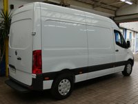 USED 2023 23 MERCEDES-BENZ eSprinter 55kWh Progressive Panel Van 5dr Electric Auto FWD L2 H2 20kW Charger (115 ps) 3 SEATS AC BLUETOOTH PARKING SENSORS FULL SIZE SPARE WHEEL PLYLINED BULKHEAD CARGO LINING 2 OWNERS WARRANTY