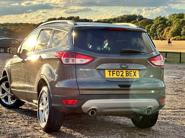 2015 FORD KUGA - Photo 2