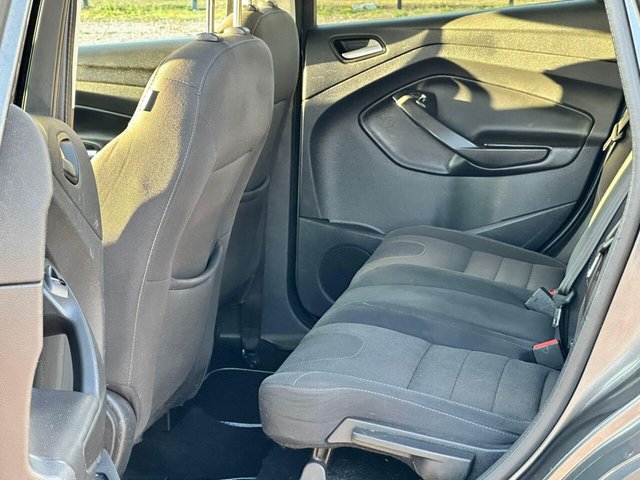 2015 FORD KUGA - Photo 10