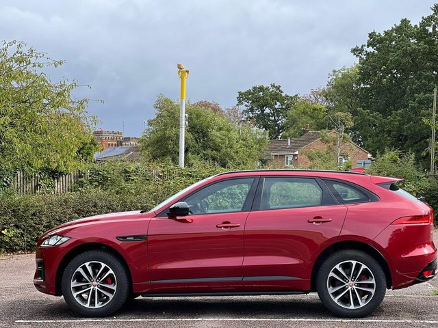 2019 JAGUAR F-PACE - Photo 9