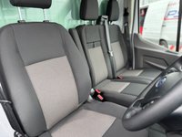 USED FORD LUTON LUTON BOX VAN WITH TAIL LIFT/EURO 6