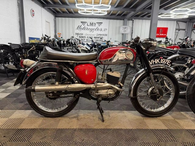 View our BSA BANTAM D10A