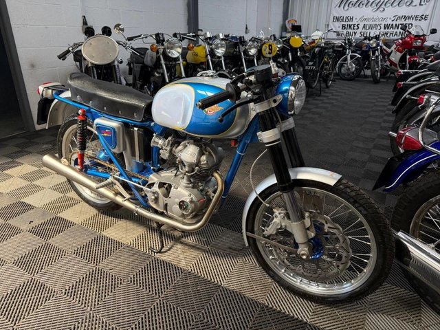 View our DUCATI 100