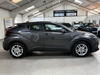 USED 2022 71 TOYOTA C-HR 1.8 VVT-h GPF Icon SUV 5dr Petrol Hybrid CVT Euro 6 (s/s) (122 ps) 1 OWNER + FULL TOYOTA HISTORY