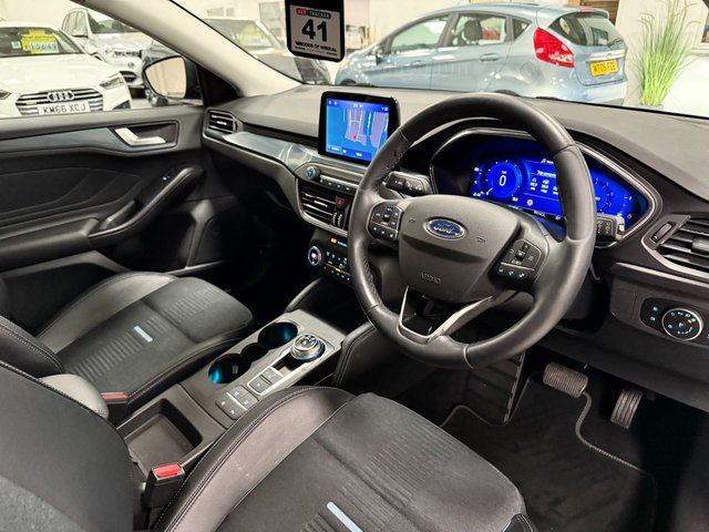 View our FORD FOCUS