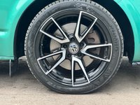 USED 2021 71 VOLKSWAGEN TRANSPORTER T6.1 2.0 TDI 150PS EU6 6 SPEED MANUAL HIGHLINE T32 5 SEAT CREW / KOMBI VAN DIESEL 19" ALLOYS * LOWERING SPRINGS * SPORT X PACK * 5 SEAT CREW VAN
