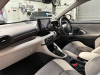 USED 2022 22 TOYOTA YARIS 1.5 VVT-h Excel Hatchback 5dr Petrol Hybrid E-CVT Euro 6 (s/s) (116 ps) 1 OWNER + FULL TOYOTA HISTORY