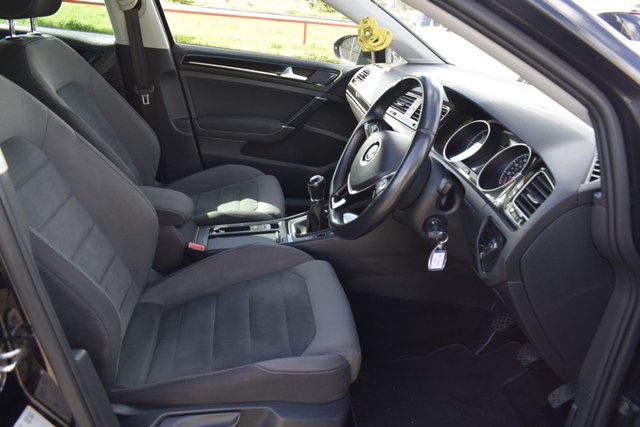 2018 VOLKSWAGEN GOLF - Photo 6