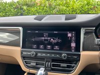 USED 2021 71 PORSCHE MACAN 2.0T SUV 5dr Petrol PDK 4WD Euro 6 (s/s) (245 ps) 