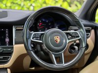 USED 2021 71 PORSCHE MACAN 2.0T SUV 5dr Petrol PDK 4WD Euro 6 (s/s) (245 ps) 