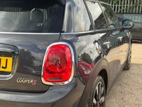 USED 2016 65 MINI HATCH 2.0 Cooper S Hatchback 5dr Petrol Manual Euro 6 (s/s) (192 ps) Chilli Pack * Media XL
