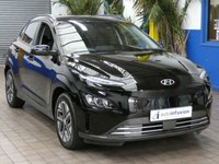 USED 2021 71 HYUNDAI KONA 64kWh Premium SUV 5dr Electric Auto (10.5kW Charger) (204 ps) SAT NAV HEATED SEATS CAMERA PARKING SENSORS 1 OWNER EXCELLENT SERVICE HISTORY HYUNDAY WARRANTY TILL NOV 2026