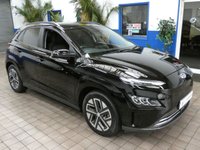 USED 2021 71 HYUNDAI KONA 64kWh Premium SUV 5dr Electric Auto (10.5kW Charger) (204 ps) SAT NAV HEATED SEATS CAMERA PARKING SENSORS 1 OWNER EXCELLENT SERVICE HISTORY HYUNDAY WARRANTY TILL NOV 2026