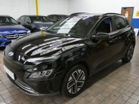 USED 2021 71 HYUNDAI KONA 64kWh Premium SUV 5dr Electric Auto (10.5kW Charger) (204 ps) SAT NAV HEATED SEATS CAMERA PARKING SENSORS 1 OWNER EXCELLENT SERVICE HISTORY HYUNDAY WARRANTY TILL NOV 2026