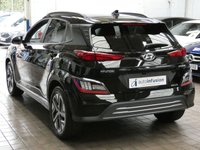 USED 2021 71 HYUNDAI KONA 64kWh Premium SUV 5dr Electric Auto (10.5kW Charger) (204 ps) SAT NAV HEATED SEATS CAMERA PARKING SENSORS 1 OWNER EXCELLENT SERVICE HISTORY HYUNDAY WARRANTY TILL NOV 2026