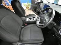 USED 2021 71 HYUNDAI KONA 64kWh Premium SUV 5dr Electric Auto (10.5kW Charger) (204 ps) SAT NAV HEATED SEATS CAMERA PARKING SENSORS 1 OWNER EXCELLENT SERVICE HISTORY HYUNDAY WARRANTY TILL NOV 2026