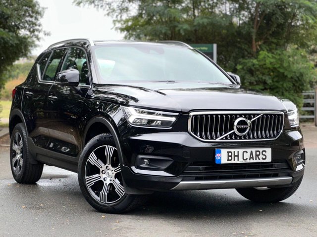 View our VOLVO XC40