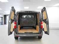 USED 2022 22 TOYOTA PROACE 2.0 D 180 BHP DESIGN L2 LONG EDITION AUTOMATIC 6 SEAT CREWCAB ( NO VAT ! ) LEATHER | 6 SEAT | 180 BHP | NO VAT !