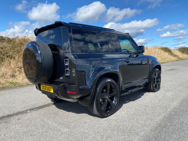 View our LAND ROVER DEFENDER