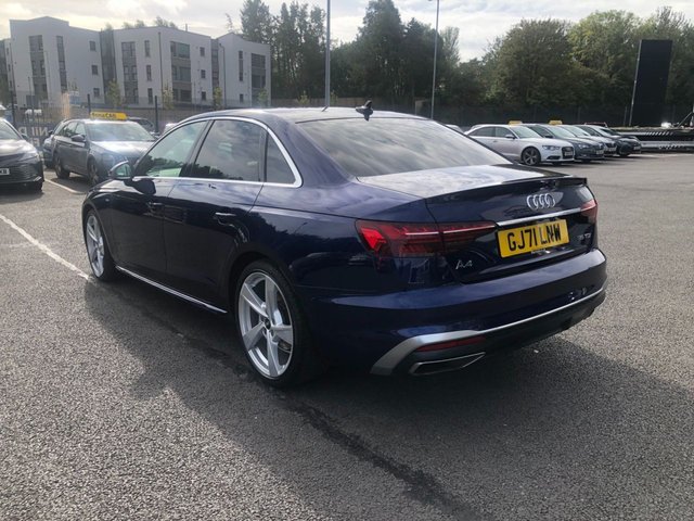2021 Audi A4 2L S Line 4dr - Photo 4