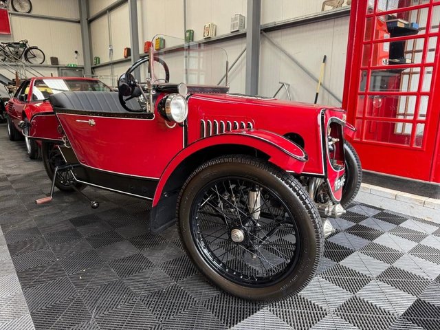 View our MORGAN RUNABOUT DE LUXE