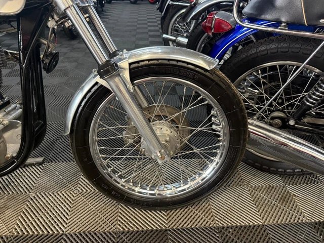 View our NORTON CAFE RACER