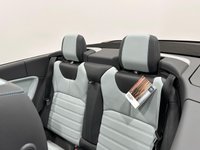 USED 2017 17 LAND ROVER RANGE ROVER EVOQUE 2.0 TD4 HSE Dynamic Convertible 2dr Diesel Auto 4WD Euro 6 (s/s) (180 ps) Striking Yulong White with Rare Option Ice Blue Leather & Ebony Interior, 12 way memory / massage seats