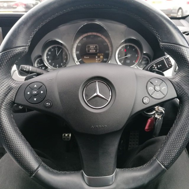 2011 Mercedes-Benz E-CLASS - Photo 10