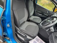USED 2016 16 RENAULT CAPTUR 0.9 TCe ENERGY Dynamique Nav SUV 5dr Petrol Manual Euro 6 (s/s) (90 ps) &pound; 35 ROAD TAX &  60+MPG