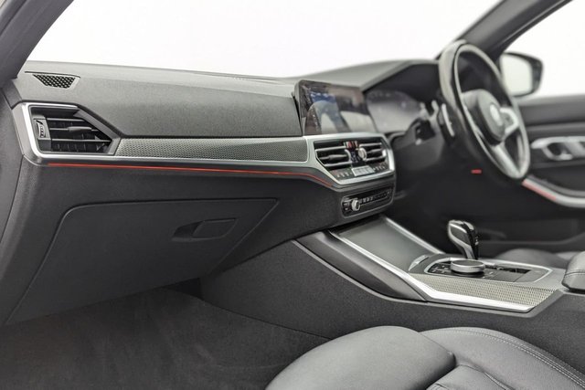 2022 BMW 3 Series 2L M Sport 5dr - Photo 12