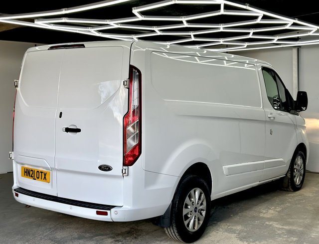 2021 Ford Transit Custom 2L Limited 5dr - Photo 12