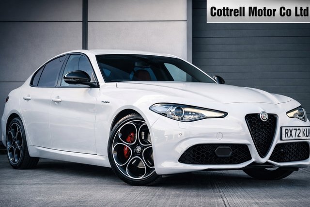 2022 72 Alfa Romeo Giulia 2.0T Veloce Saloon 4dr Petrol GPF Auto Euro 6 (s/s) (280 ps)