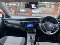 USED 2018 67 TOYOTA AURIS 1.8 VVT-h Design Hatchback 5dr Petrol Hybrid CVT Euro 6 (s/s) (136 ps) RESERVE ONLINE * NATIONWIDE DELIVERY
