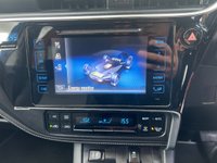 USED 2018 67 TOYOTA AURIS 1.8 VVT-h Design Hatchback 5dr Petrol Hybrid CVT Euro 6 (s/s) (136 ps) RESERVE ONLINE * NATIONWIDE DELIVERY