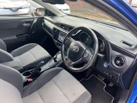 USED 2018 67 TOYOTA AURIS 1.8 VVT-h Design Hatchback 5dr Petrol Hybrid CVT Euro 6 (s/s) (136 ps) RESERVE ONLINE * NATIONWIDE DELIVERY