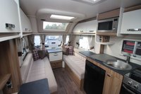 USED 2020 SWIFT FREESTYLE S2 Motor Movers, Solar Panel
