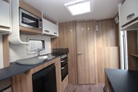 USED 2020 SWIFT FREESTYLE S2 Motor Movers, Solar Panel