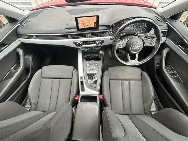 2017 AUDI A4 - Photo 10