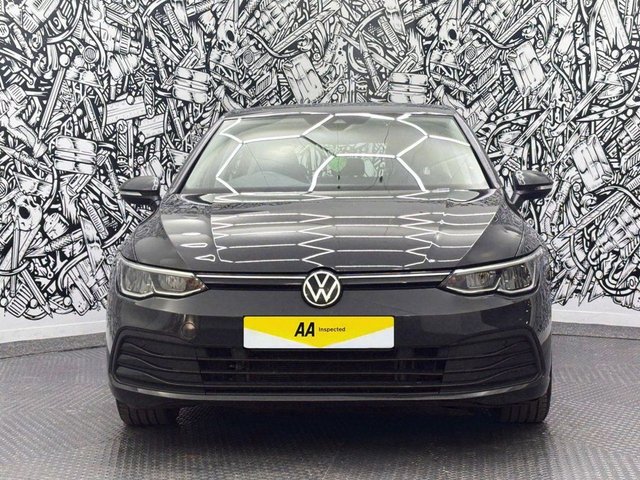 2022 Volkswagen Golf 1L Life 5dr - Photo 2