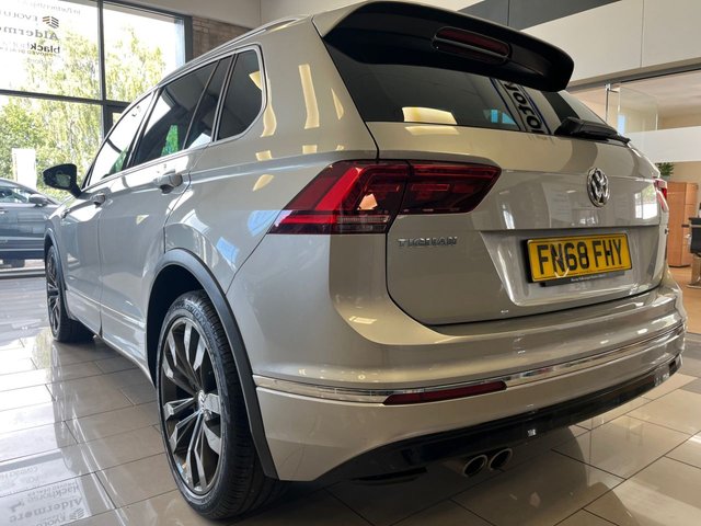 2018 Volkswagen Tiguan 2L R-Line 5dr - Photo 5