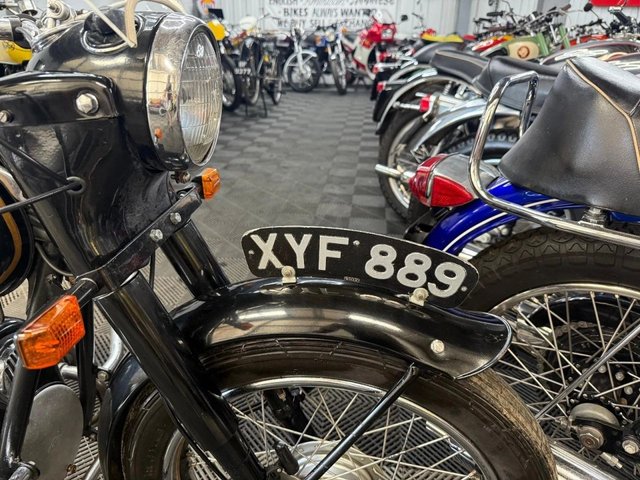 View our VELOCETTE VALIANT