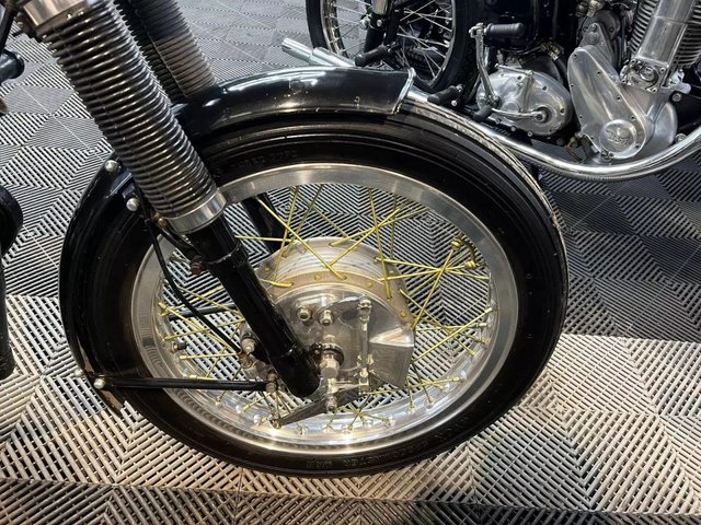 View our VELOCETTE VENOM