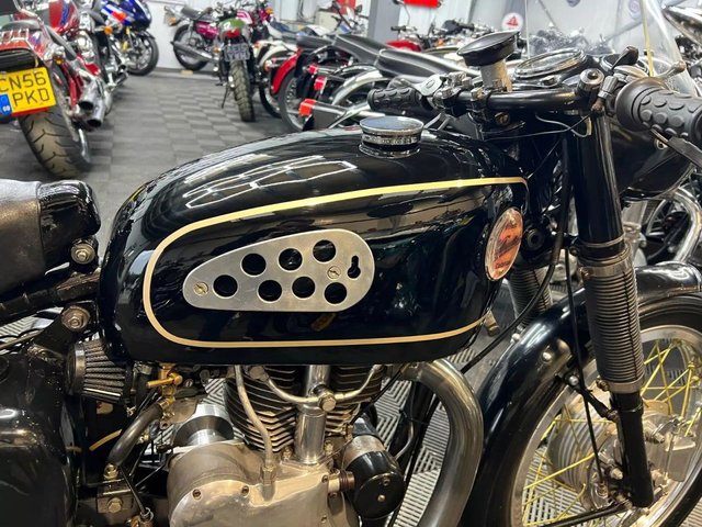View our VELOCETTE VENOM