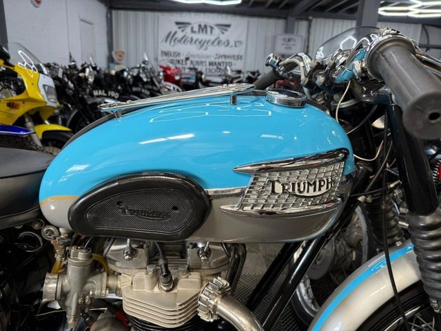 View our TRIUMPH  T120 BONNEVILLE